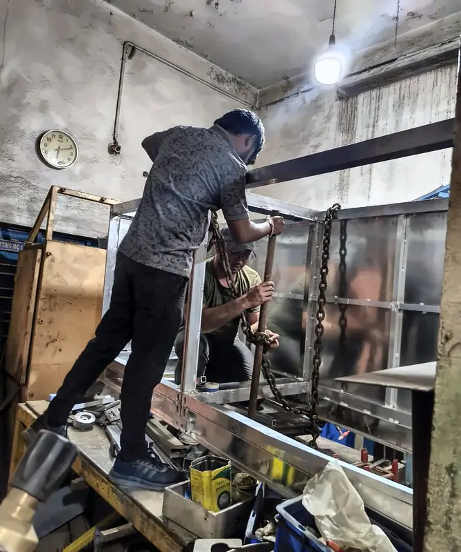 Frame assembly in the workshop